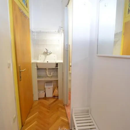 Carera Apartamento